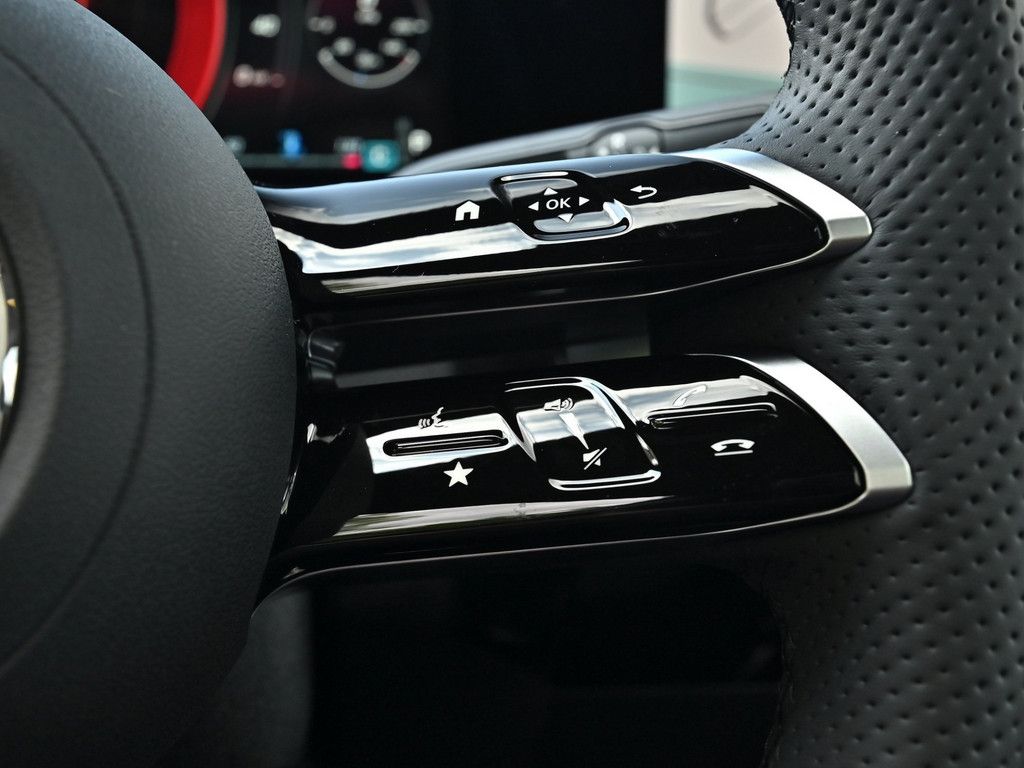 Mercedes-Benz A 200 2025