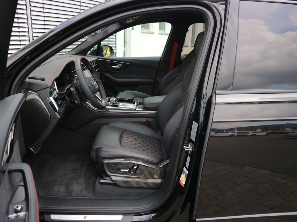 Audi SQ7 2025