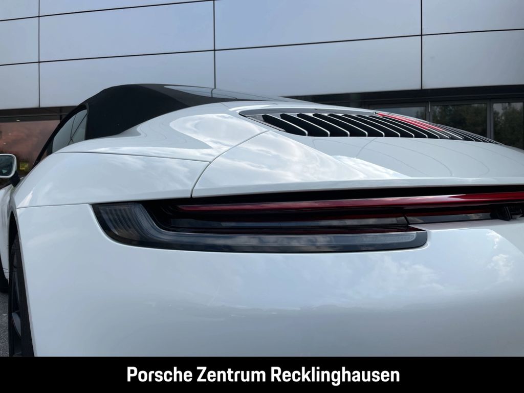Porsche 992 2024