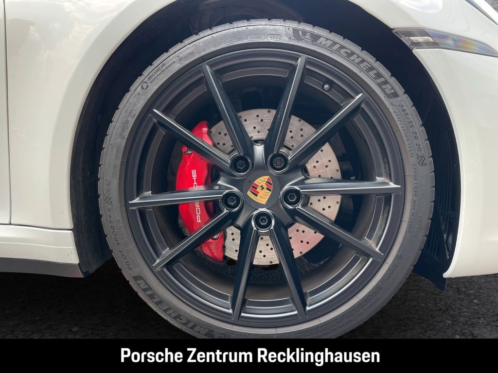 Porsche 992 2024