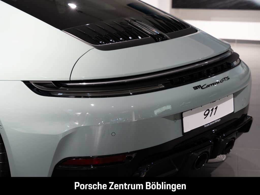 Porsche 992 2025