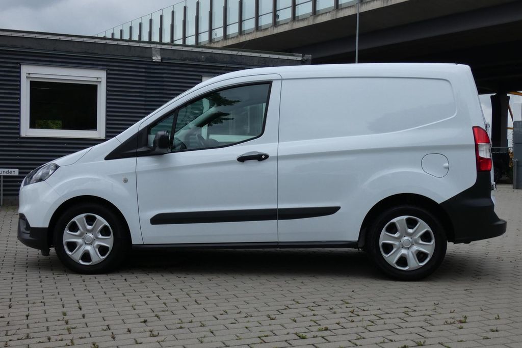 Ford Transit Courier 2022