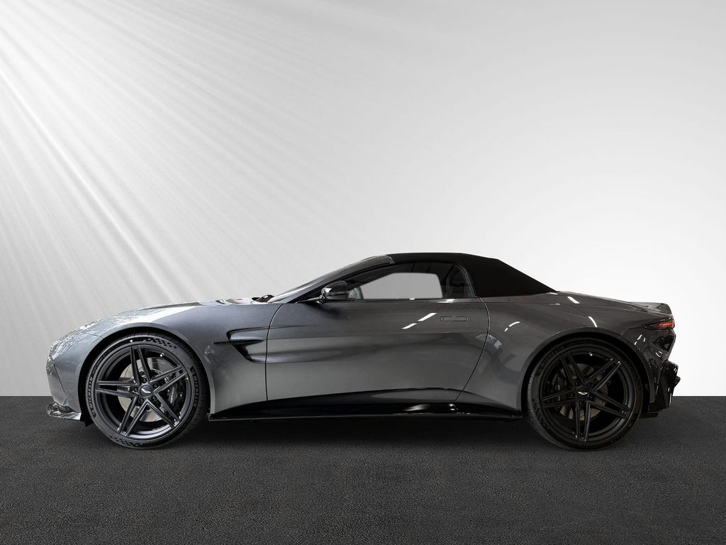 Aston Martin V8 Vantage 2025