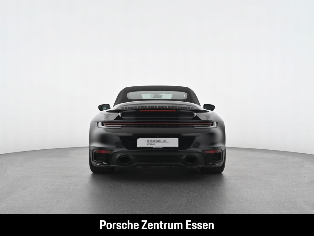 Porsche 992 2023