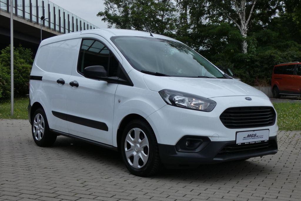 Ford Transit Courier 2022