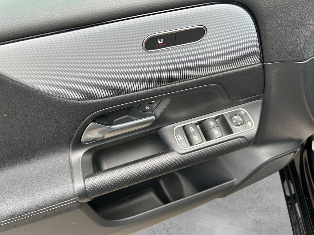 Mercedes-Benz B 250 2022