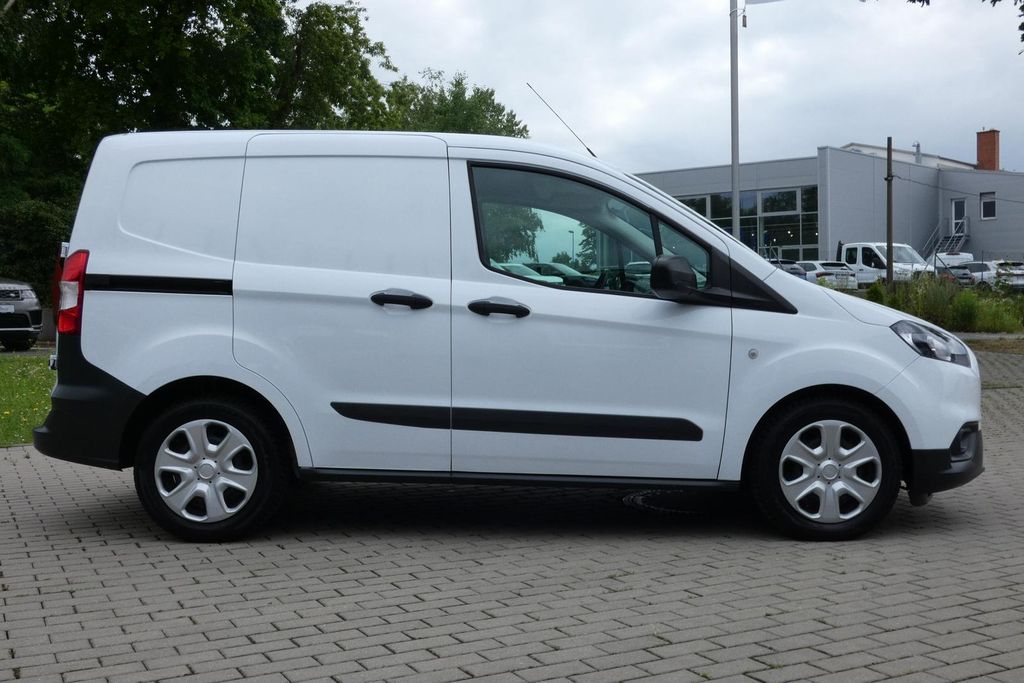 Ford Transit Courier 2022