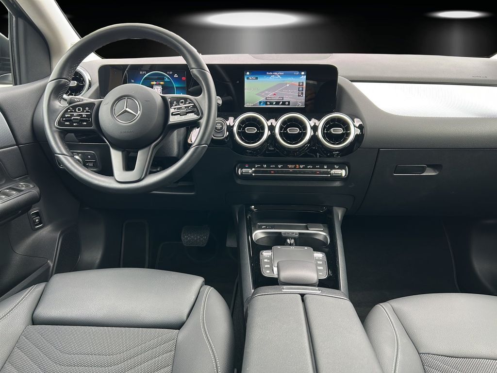 Mercedes-Benz B 250 2022