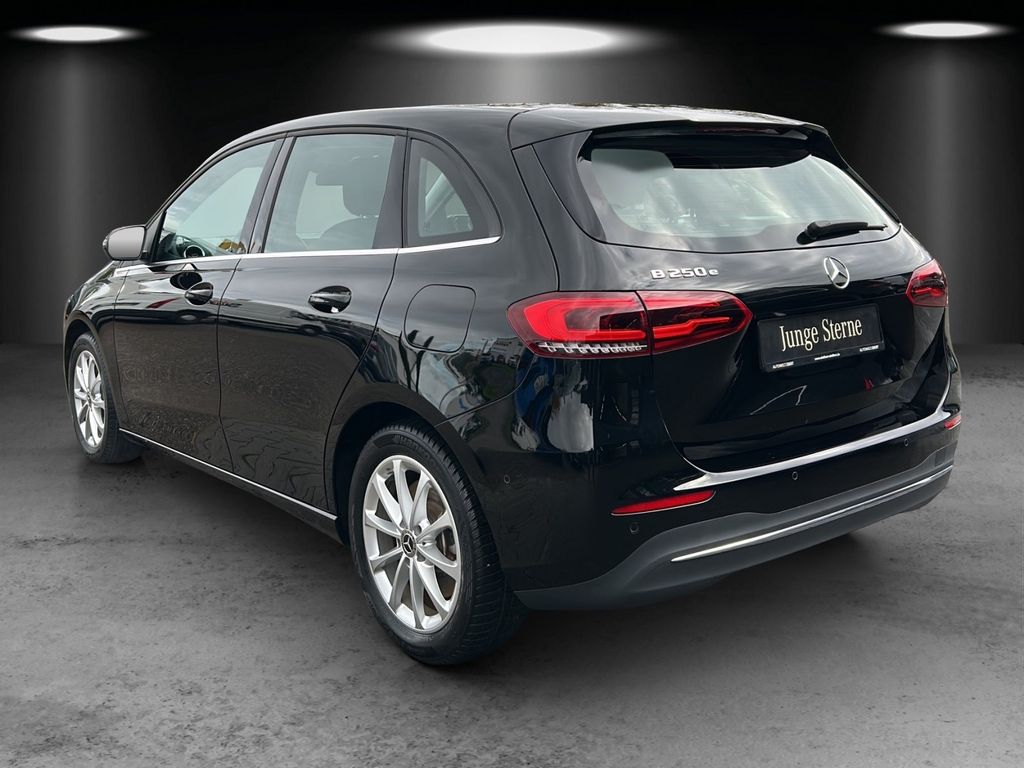Mercedes-Benz B 250 2022