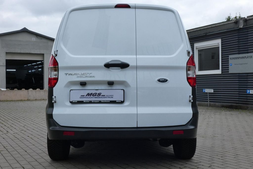 Ford Transit Courier 2022