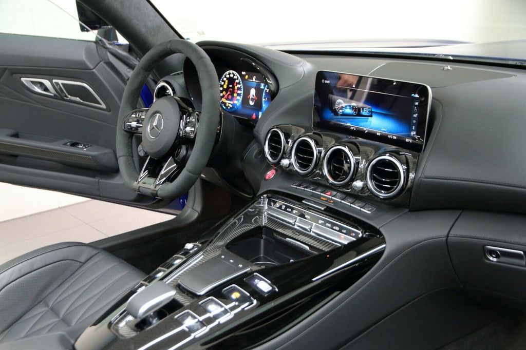 Mercedes-Benz AMG GT R 2022