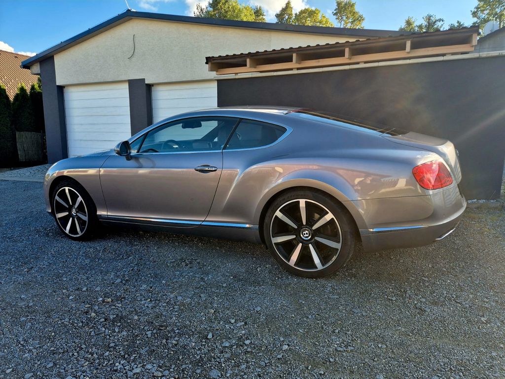 Bentley Continental GT 2013