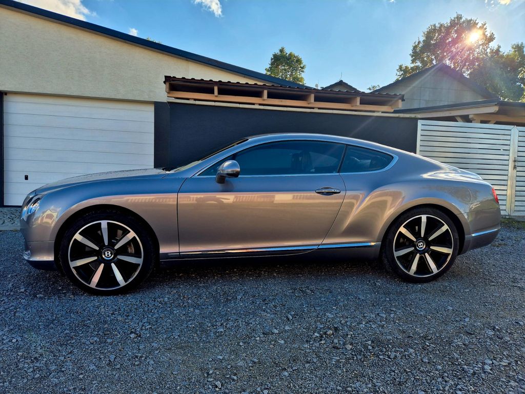 Bentley Continental GT 2013
