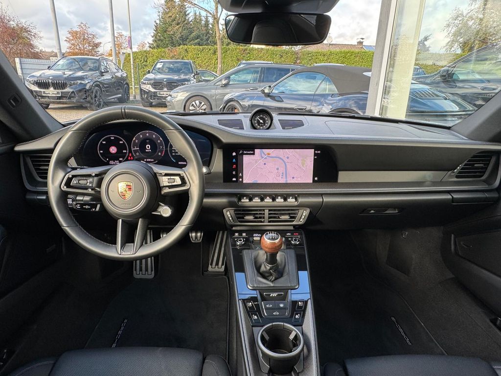 Porsche 992 2025