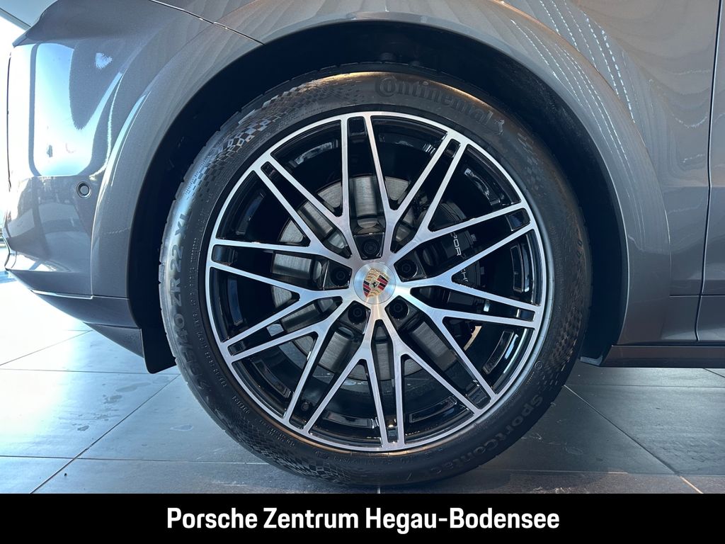 Porsche Cayenne 2025