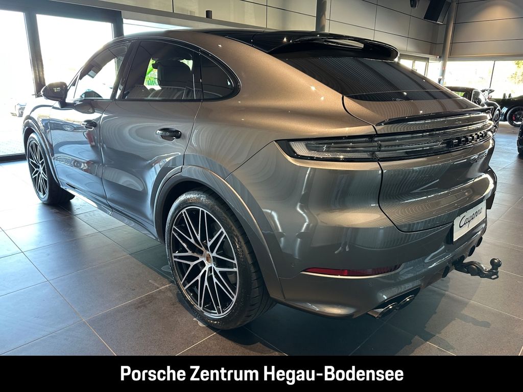 Porsche Cayenne 2025