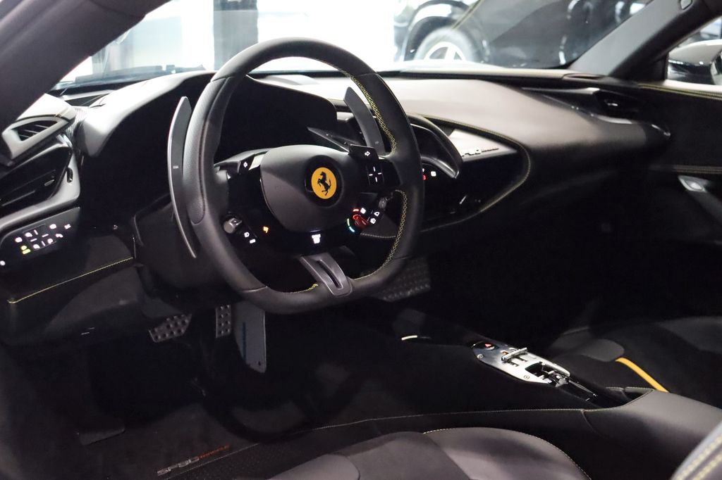 Ferrari SF90 2023
