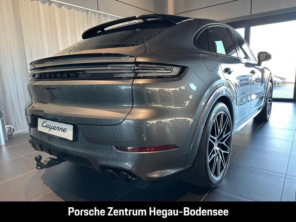 Porsche Cayenne 2025