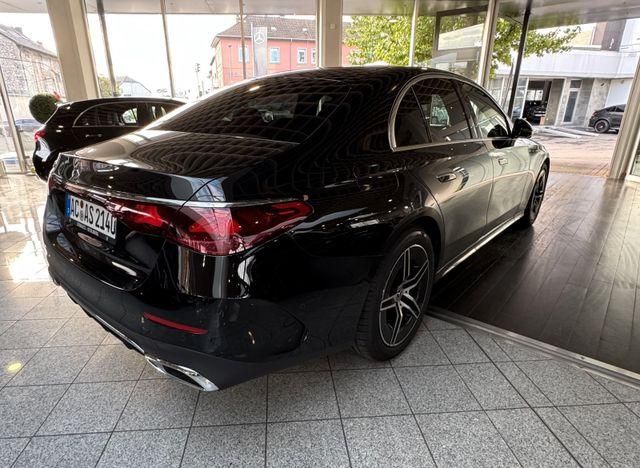 Mercedes-Benz E 220 2025