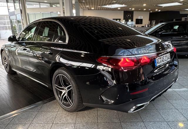 Mercedes-Benz E 220 2025