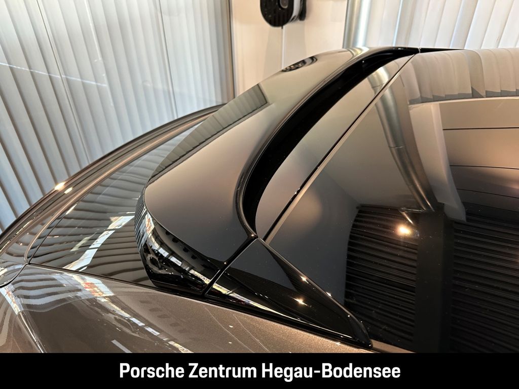 Porsche Cayenne 2025