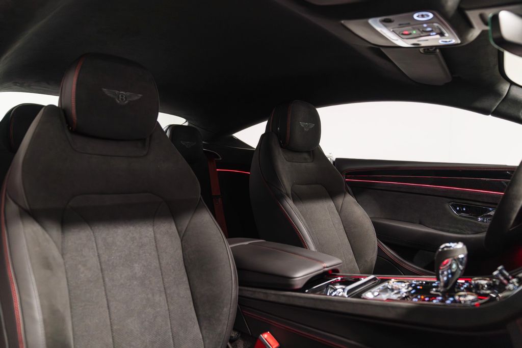 Bentley Continental GT 2024