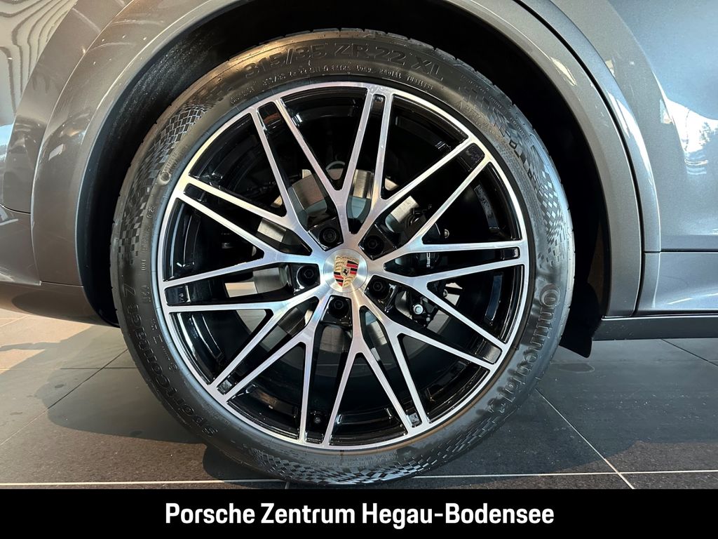 Porsche Cayenne 2025