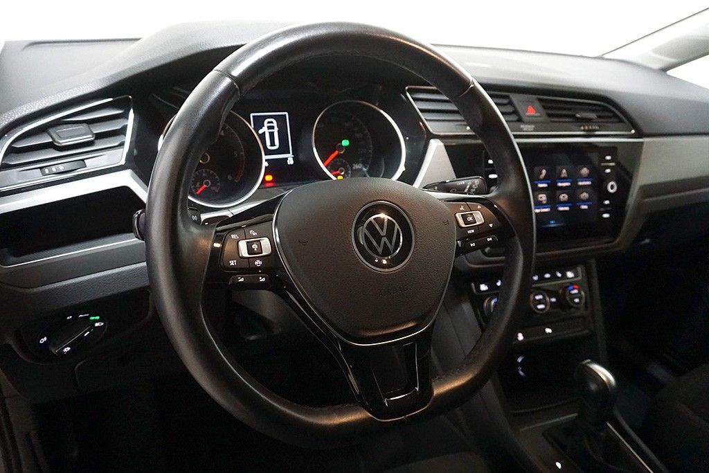 Volkswagen Touran 2021