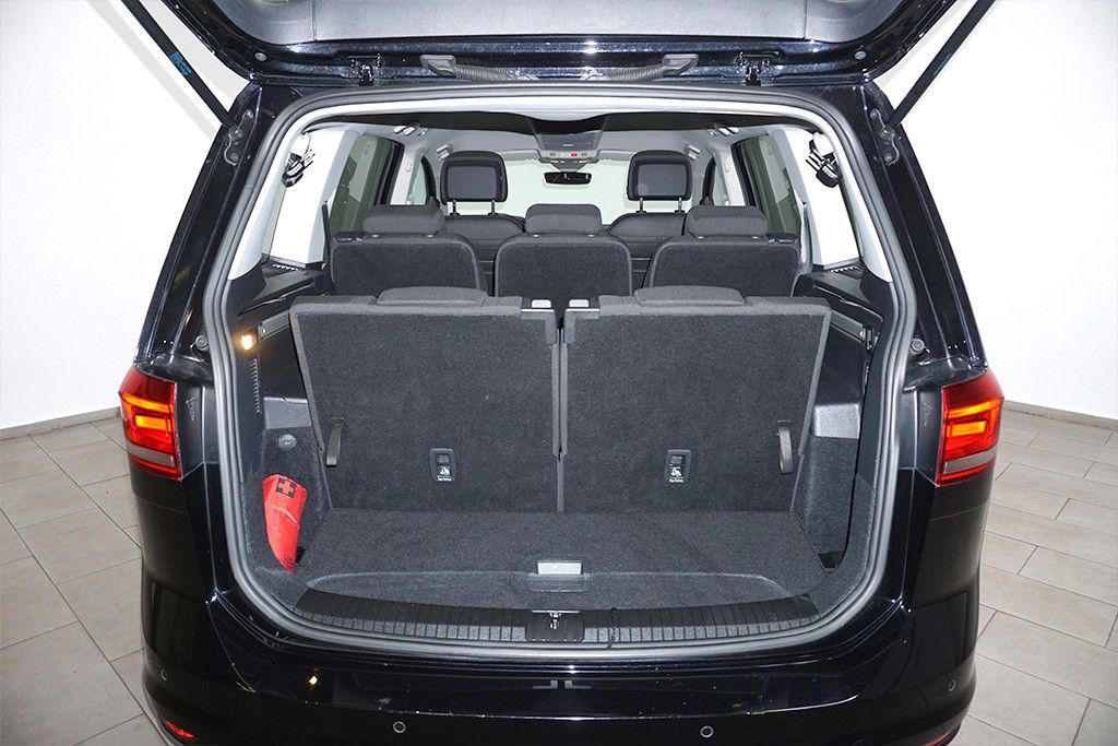 Volkswagen Touran 2021