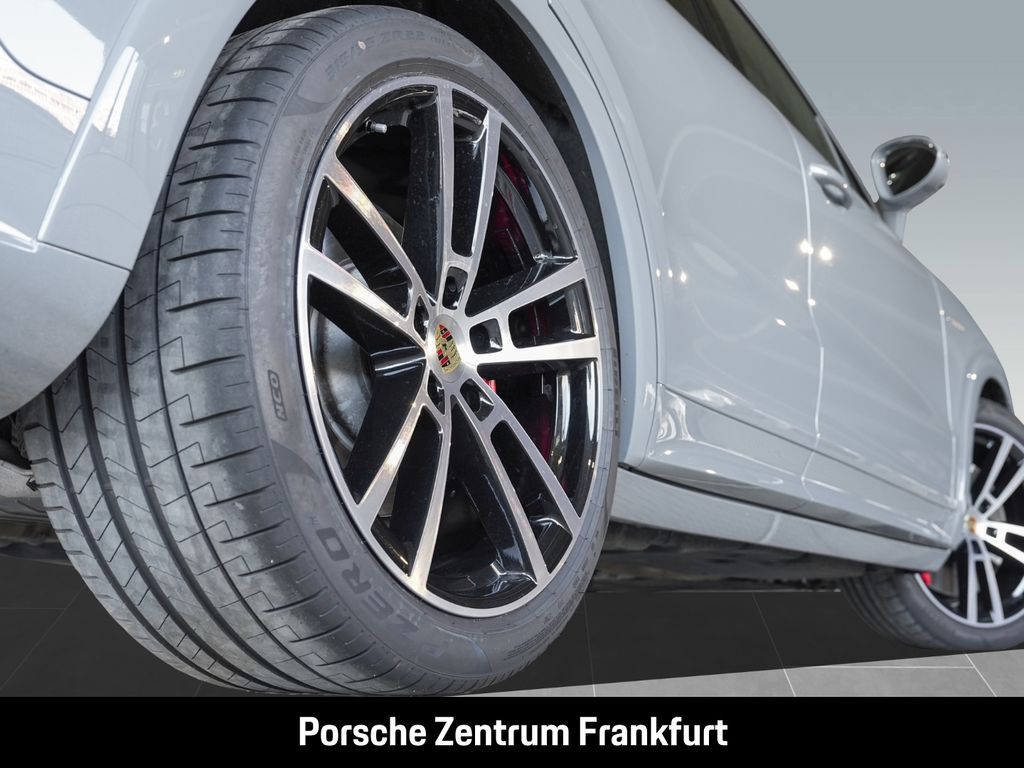 Porsche Cayenne 2024