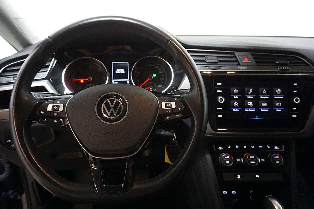 Volkswagen Touran 2021