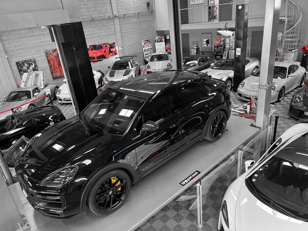 Porsche Cayenne 2023