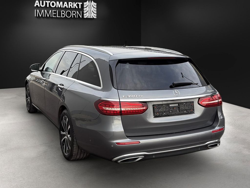 Mercedes-Benz E 300 2022