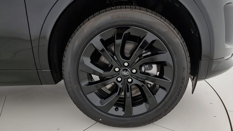 Land Rover Discovery Sport 2024