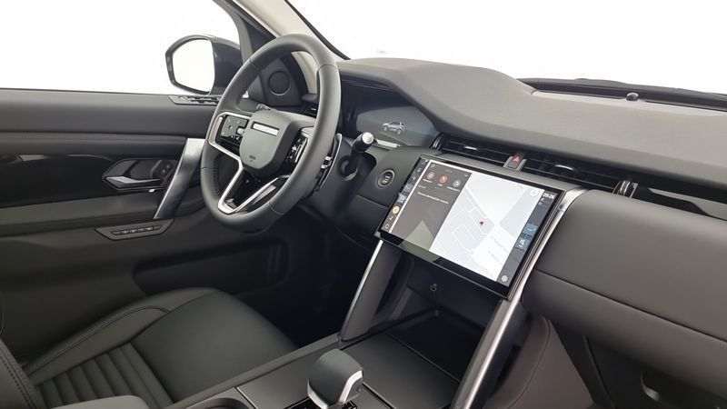 Land Rover Discovery Sport 2024