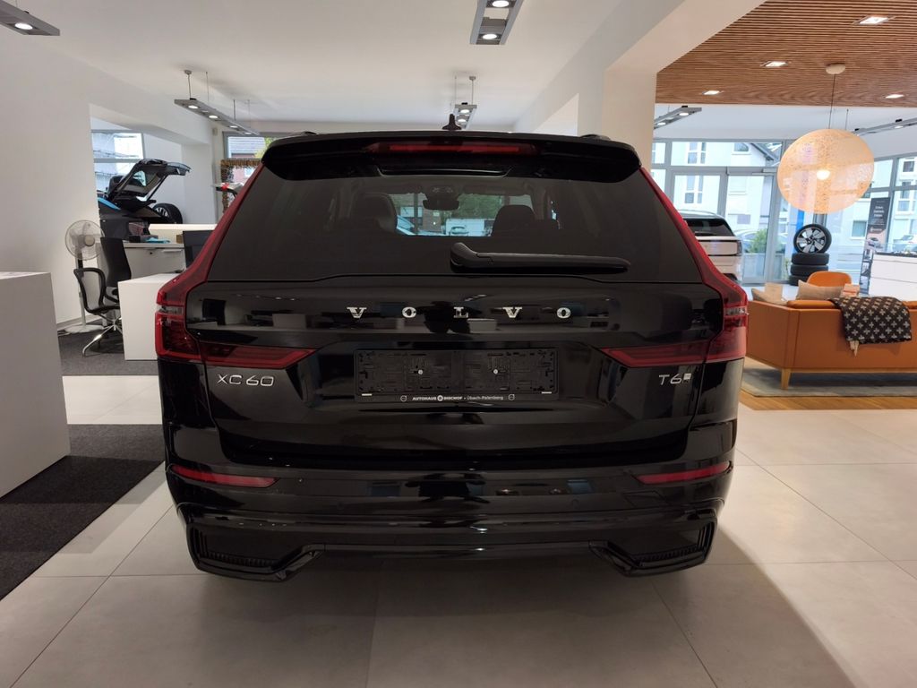 Volvo XC60 2025