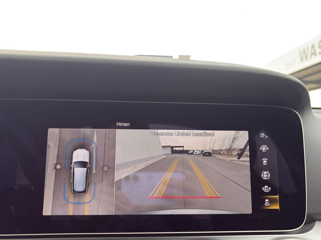 Mercedes-Benz E 300 2022