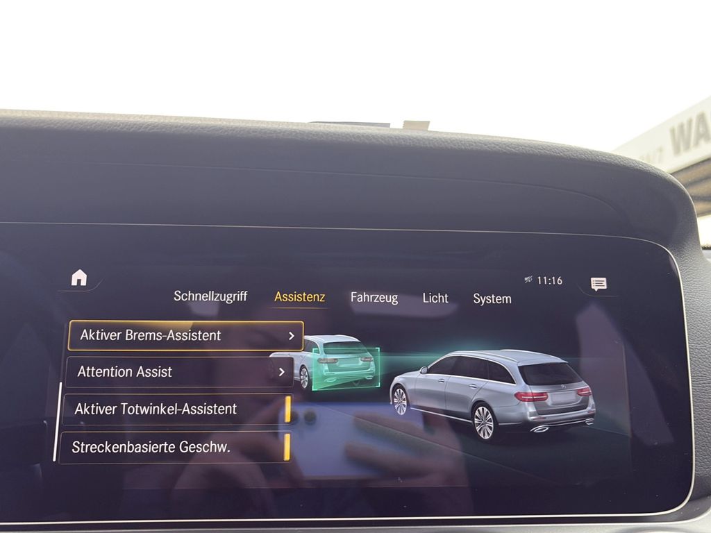 Mercedes-Benz E 300 2022