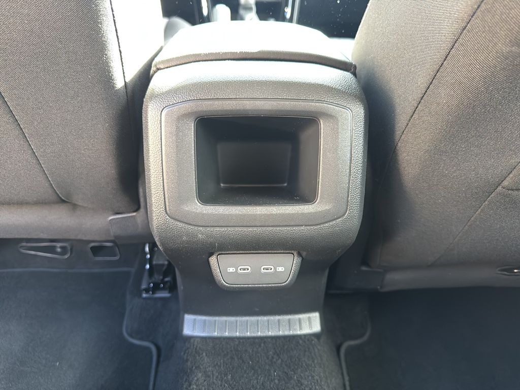 Volkswagen T-Cross 2024