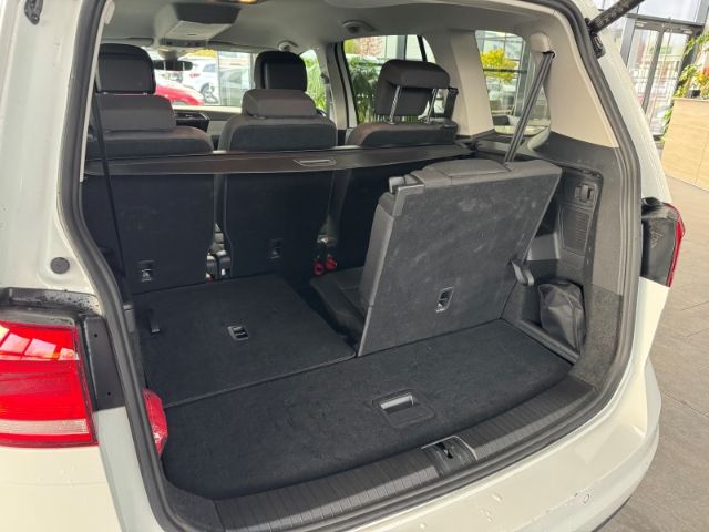 Volkswagen Touran 2025