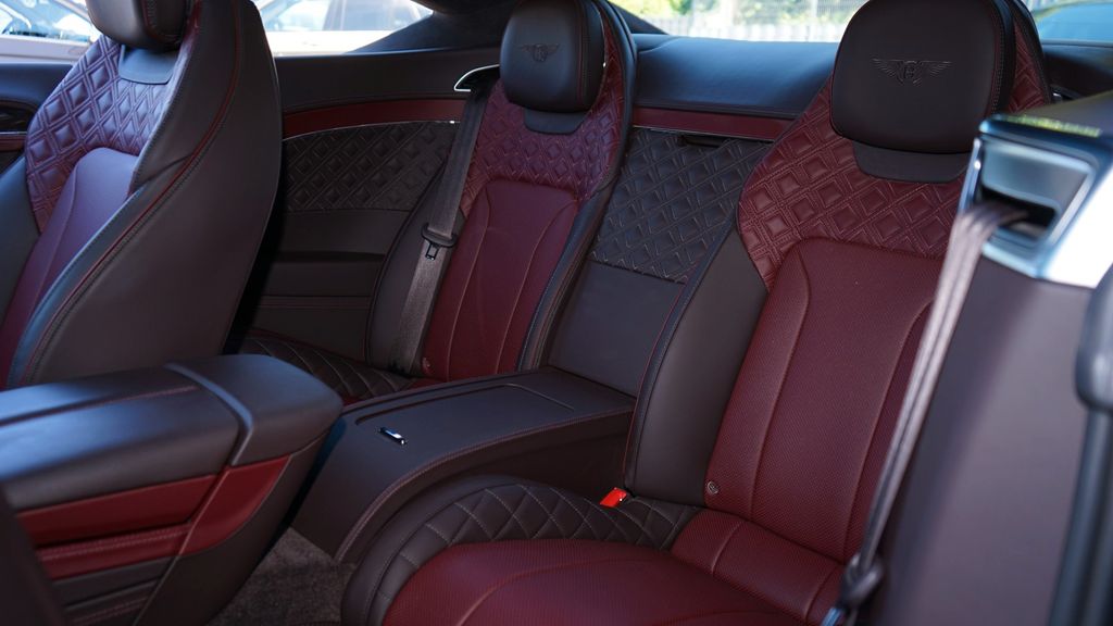 Bentley Continental GT 2022