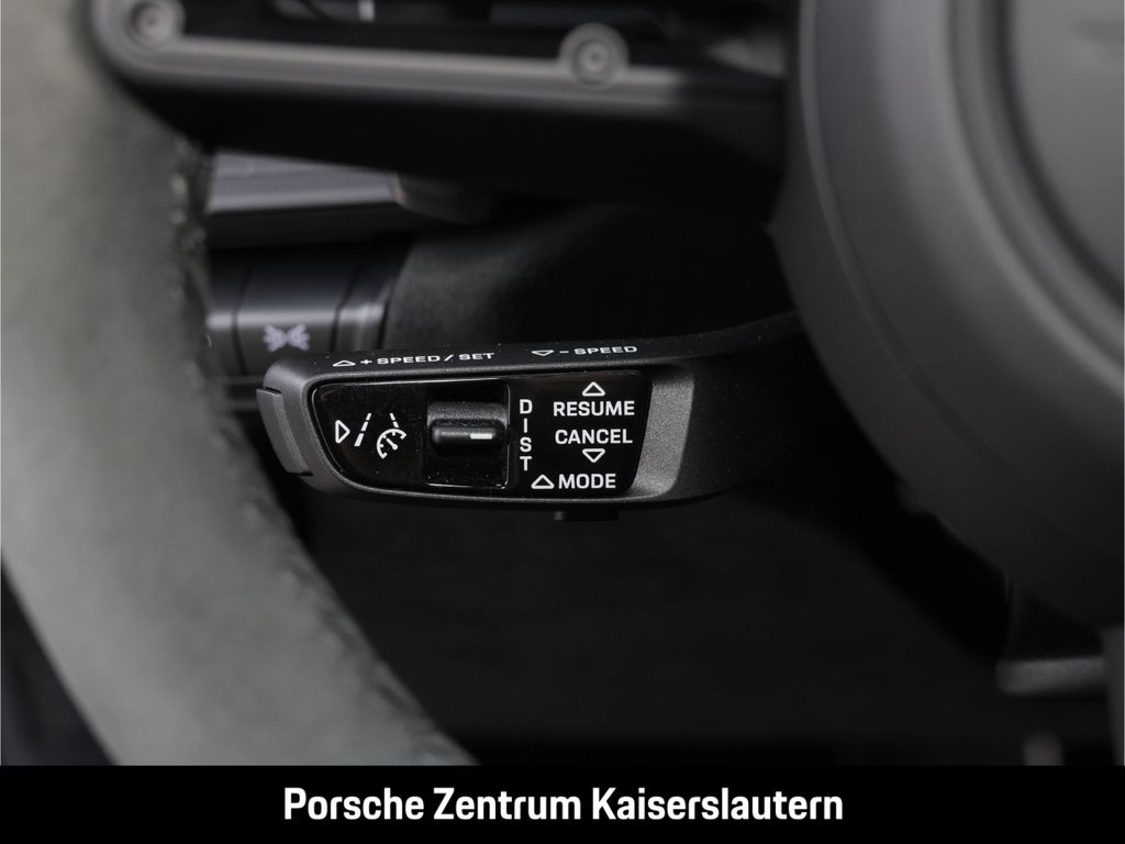 Porsche 992 2024