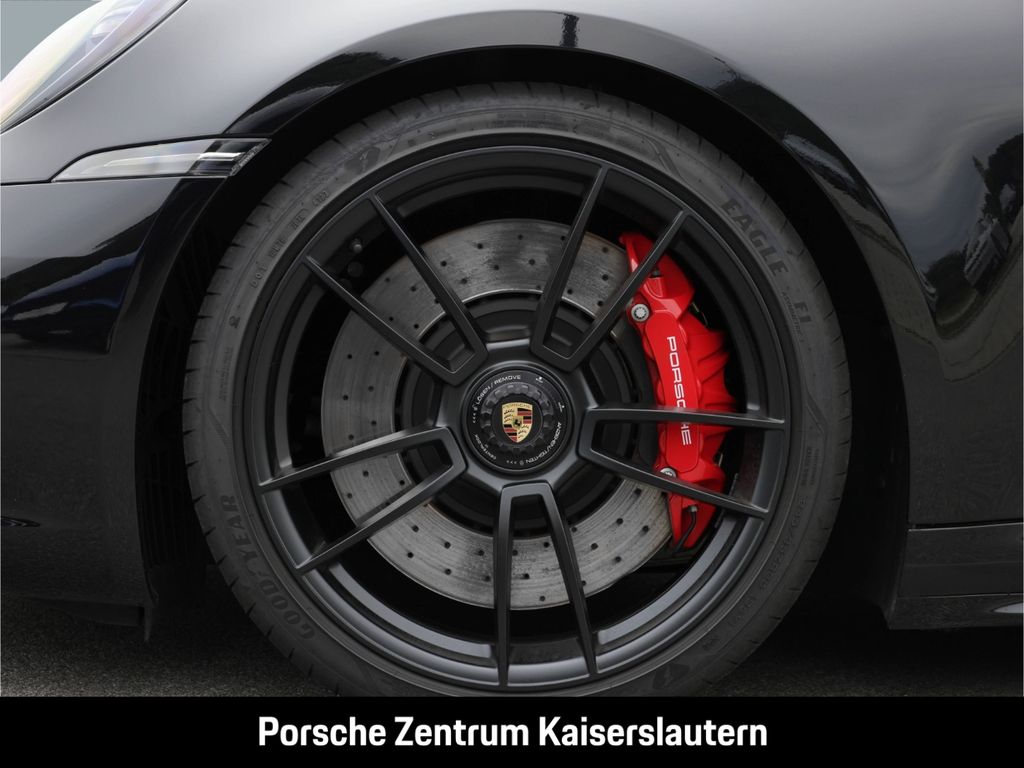 Porsche 992 2024