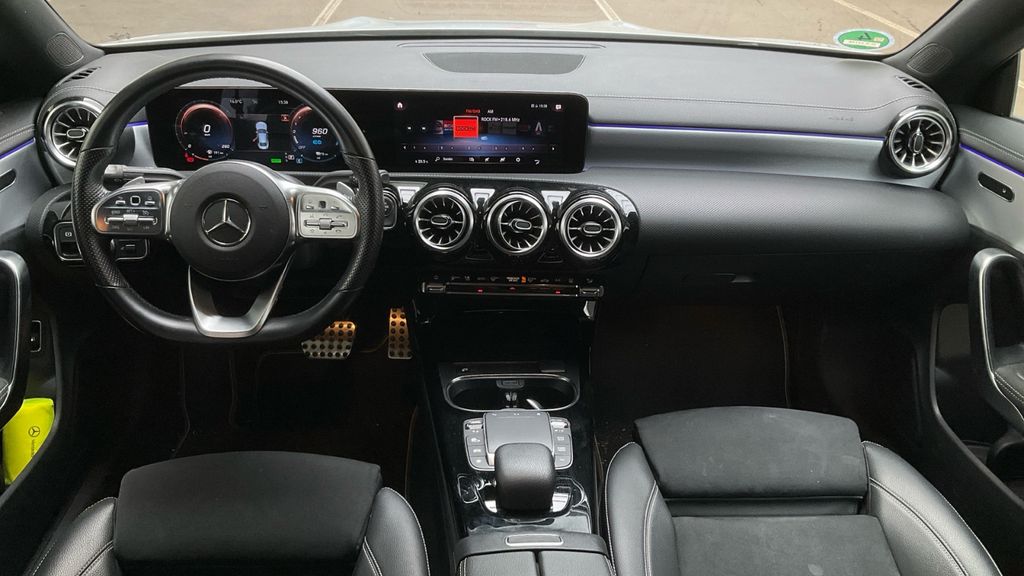 Mercedes-Benz CLA 250 2021