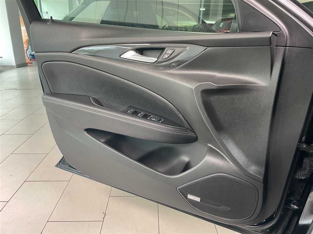 Opel Insignia 2022