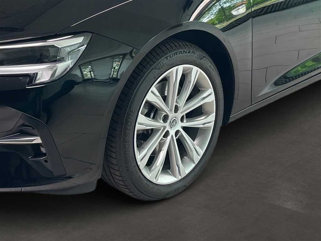 Opel Insignia 2022