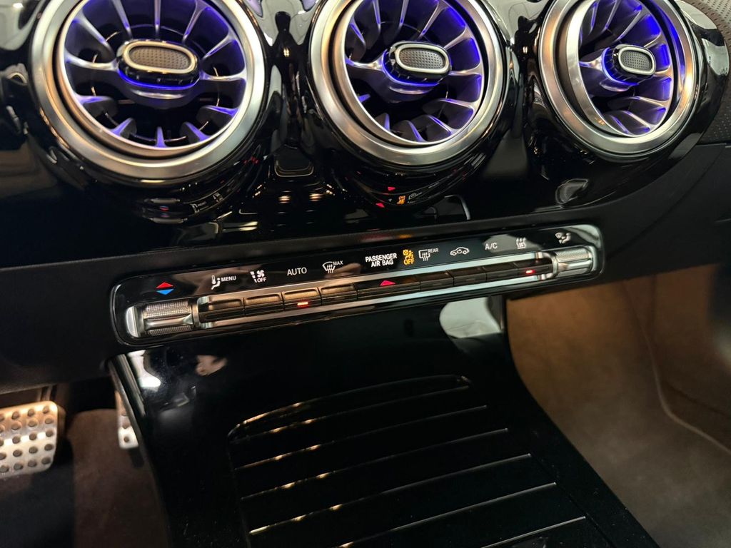 Mercedes-Benz A 250 2024