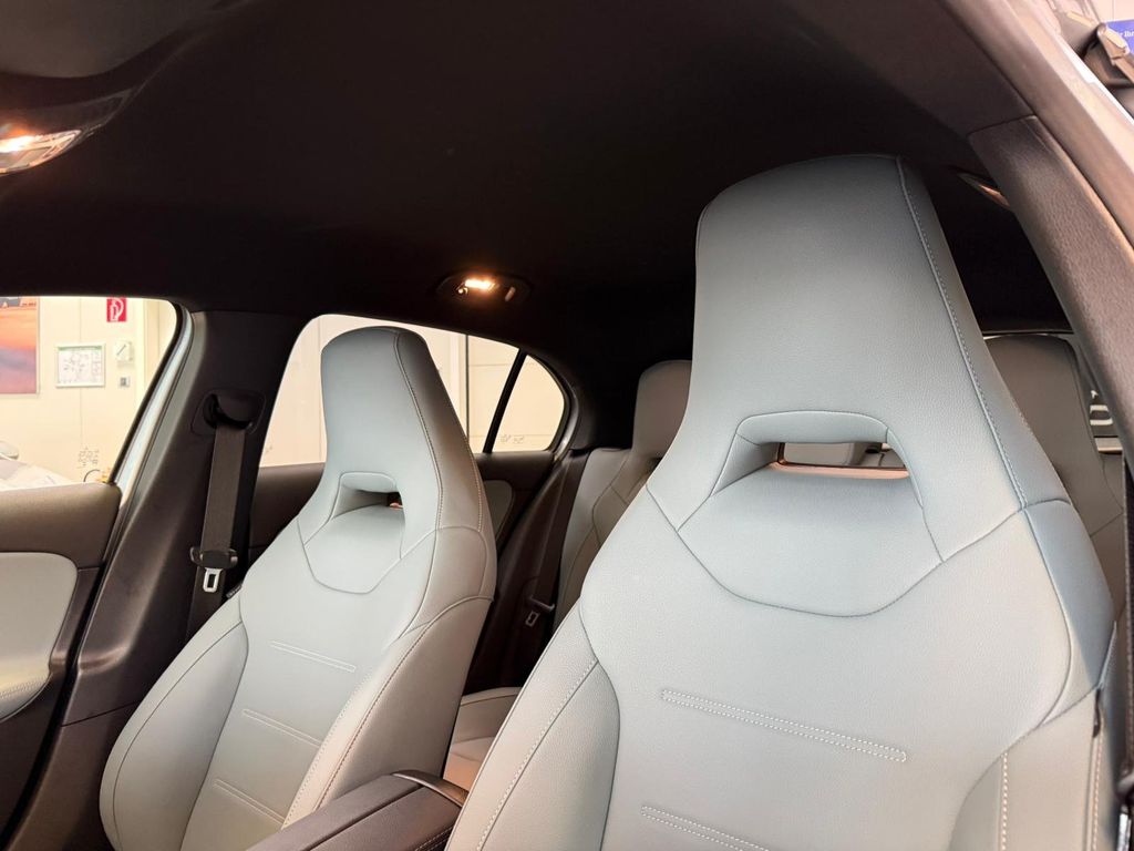 Mercedes-Benz A 250 2024