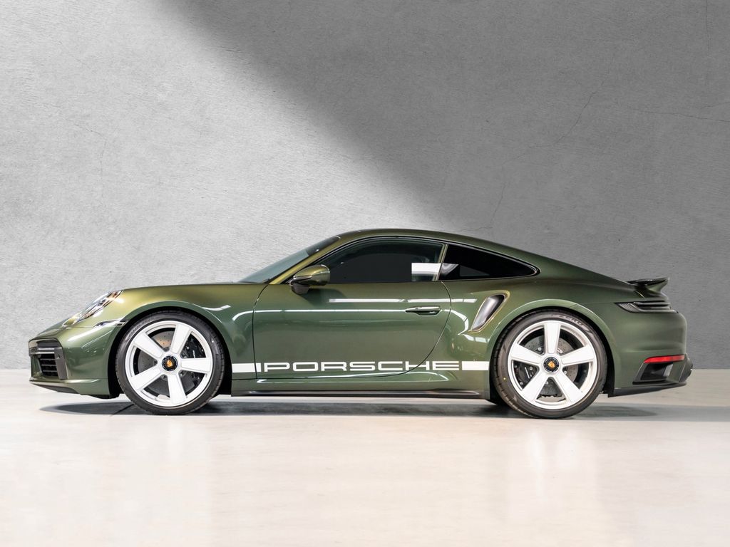 Porsche 992 2025