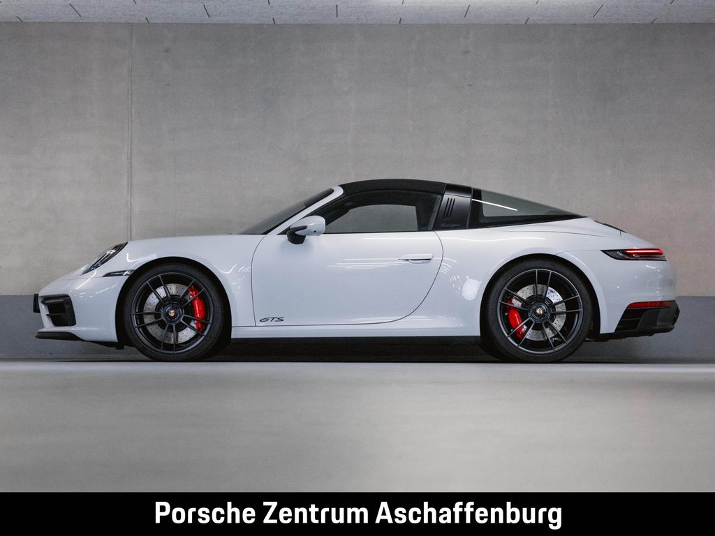 Porsche 992 2024